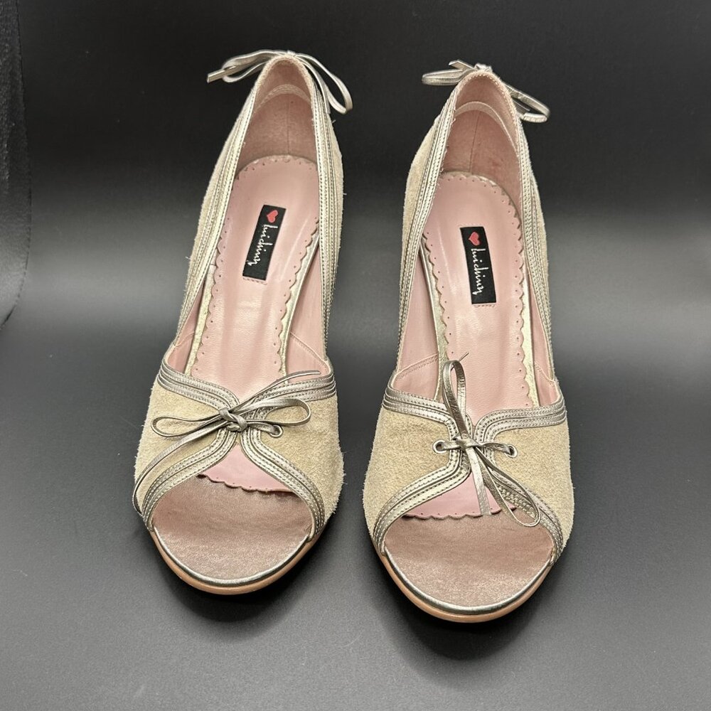Luichiny Beige Suede Heels Size 8